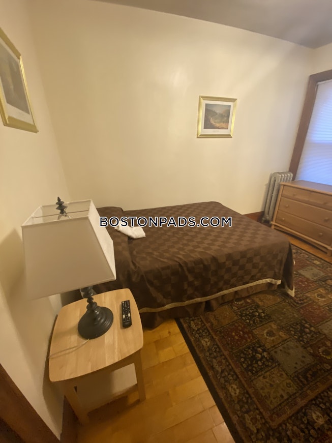 Boston - $2,100+ /mo