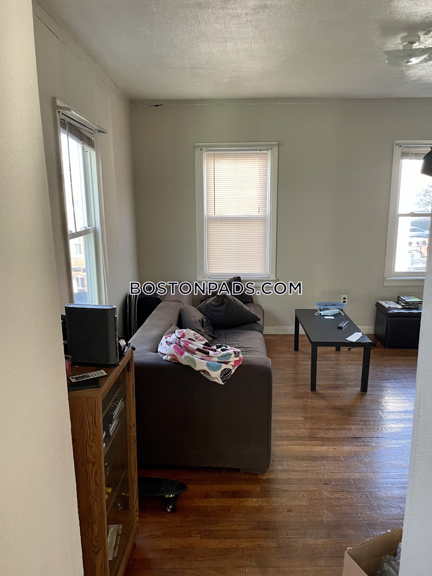 Boston - $4,200+ /month
