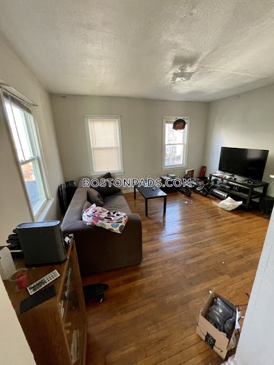Fort Hill 3 Bed, 2 Bath Unit Boston - $4,200 No Fee