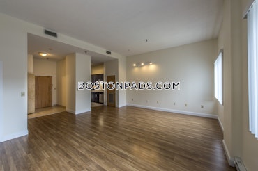 Boston - 2 Beds, 2 Baths