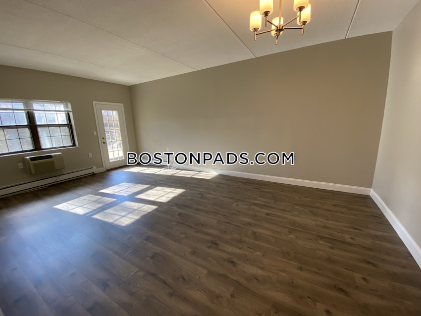 NEEDHAM - 2 Beds, 1 Bath - Image 1