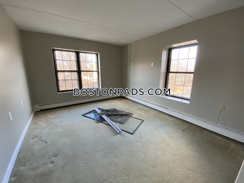 NEEDHAM - 2 Beds, 1 Bath - Image 3