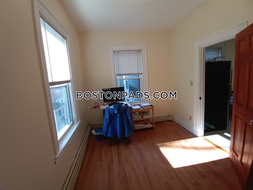 BOSTON - MISSION HILL - 4 Beds, 1 Bath - Image 40