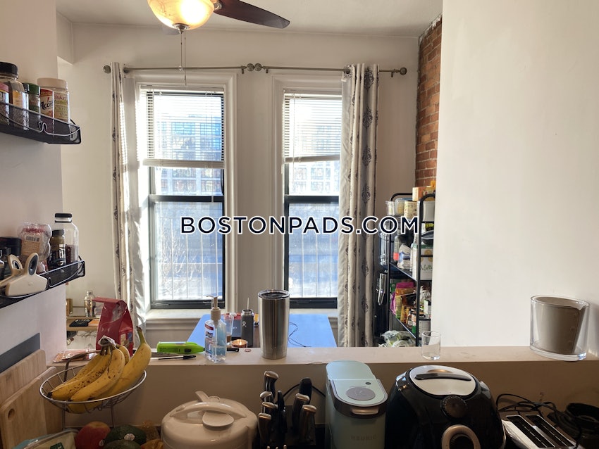 BOSTON - BAY VILLAGE - 3 Beds, 1.5 Baths - Image 12