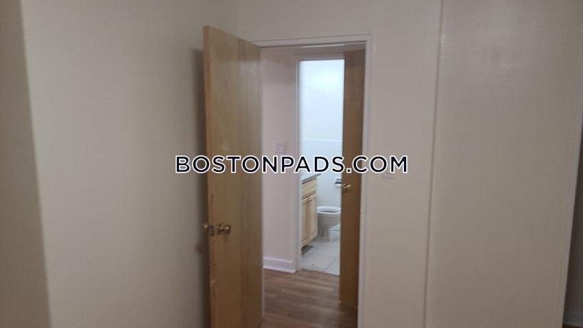 BROOKLINE- COOLIDGE CORNER - 1 Bed, 1 Bath - Image 8