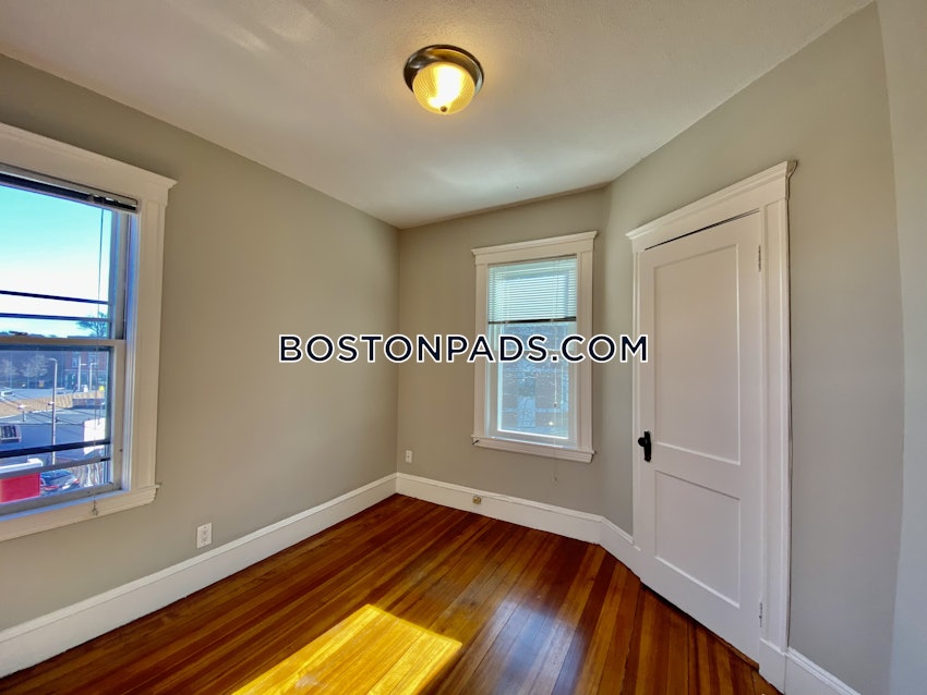 BOSTON - ALLSTON/BRIGHTON BORDER - 4 Beds, 2 Baths - Image 12