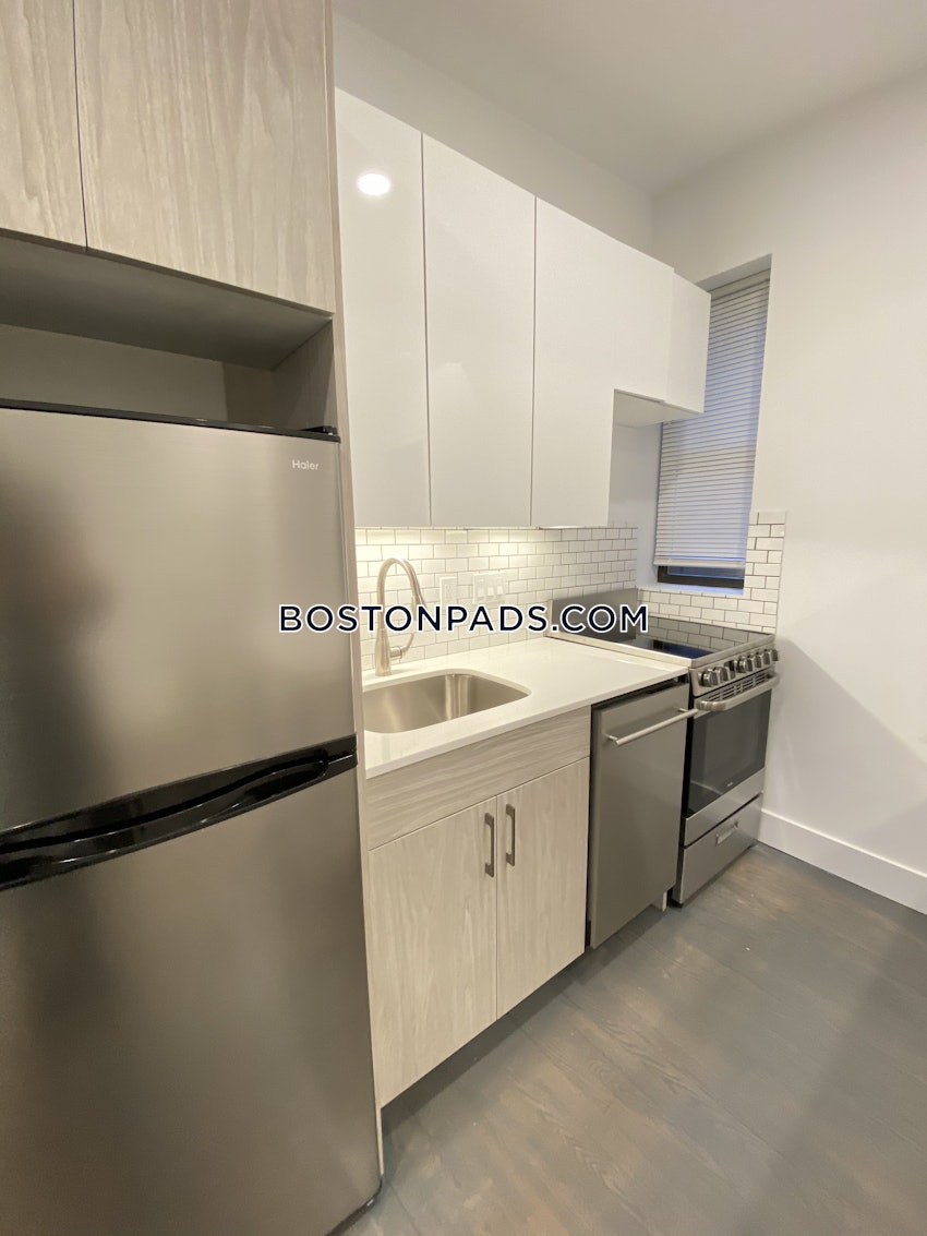 BOSTON - FENWAY/KENMORE - 2 Beds, 1 Bath - Image 2