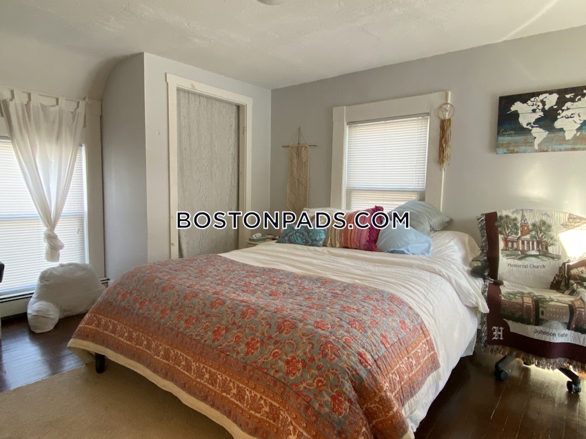 CAMBRIDGE - CENTRAL SQUARE/CAMBRIDGEPORT - 5 Beds, 2.5 Baths - Image 5