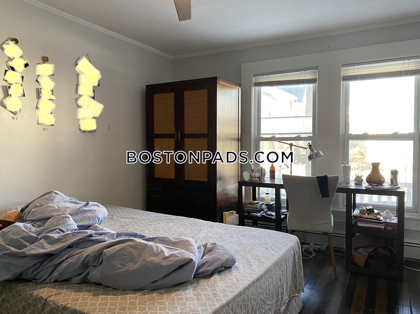 CAMBRIDGE - CENTRAL SQUARE/CAMBRIDGEPORT - 5 Beds, 2.5 Baths - Image 12