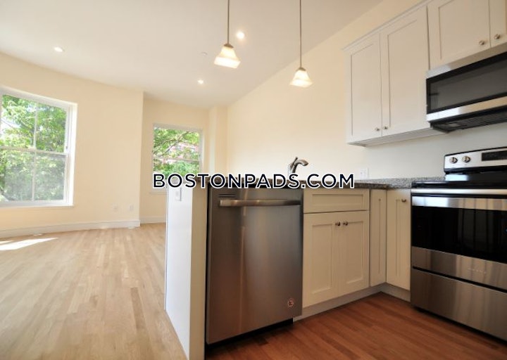 fenwaykenmore-3-beds-2-baths-boston-6500-8033476 