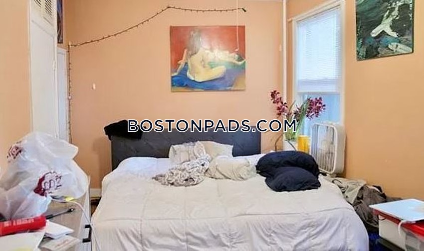 BOSTON - BAY VILLAGE - 2 Beds, 1 Bath - Image 1