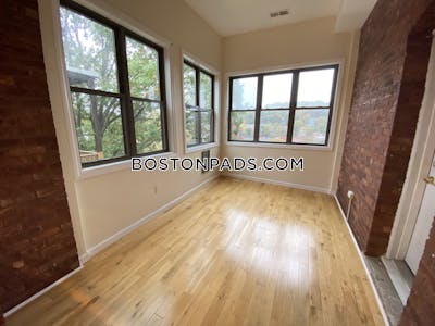 Brookline 2 Bed 2 Bath Brookline  Washington Square - $3,000 No Fee