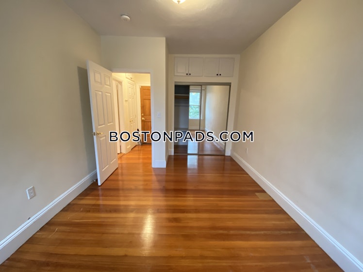 Winthrop Rd., Brookline