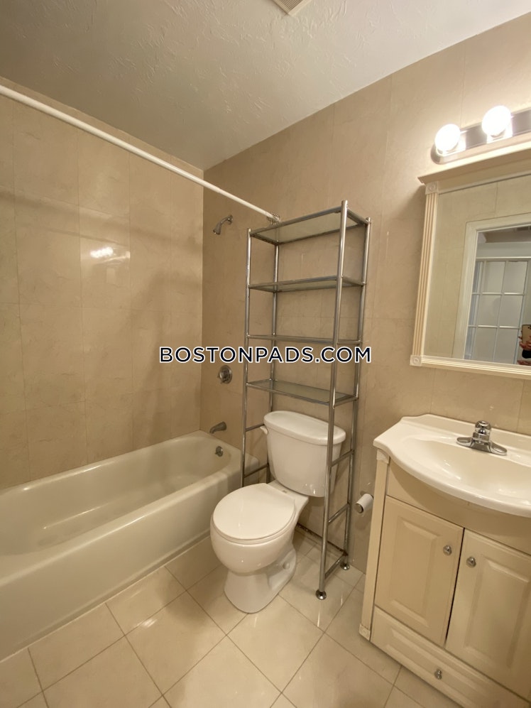 Winthrop Rd., Brookline