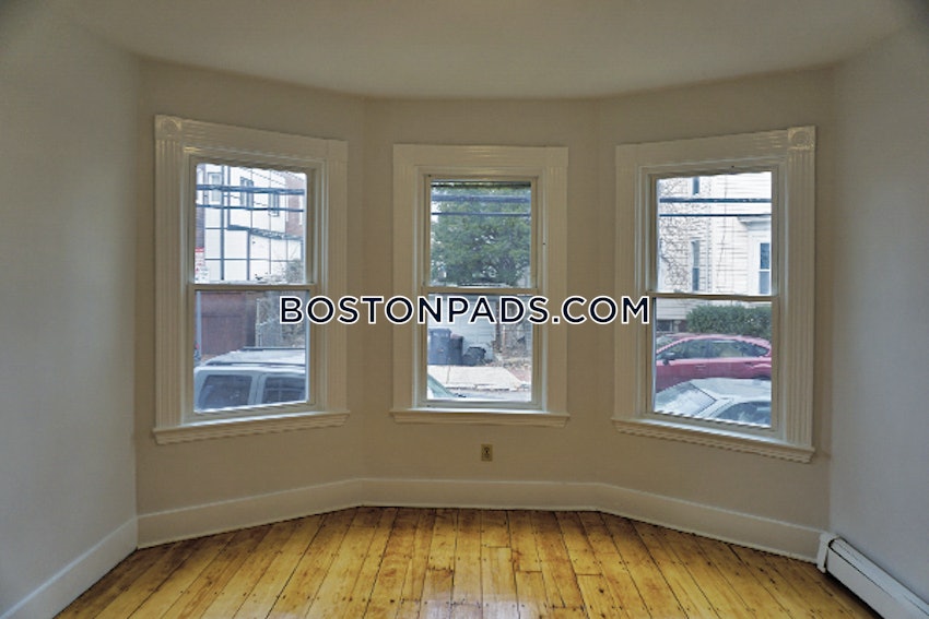 CAMBRIDGE - INMAN SQUARE - 3 Beds, 1 Bath - Image 3