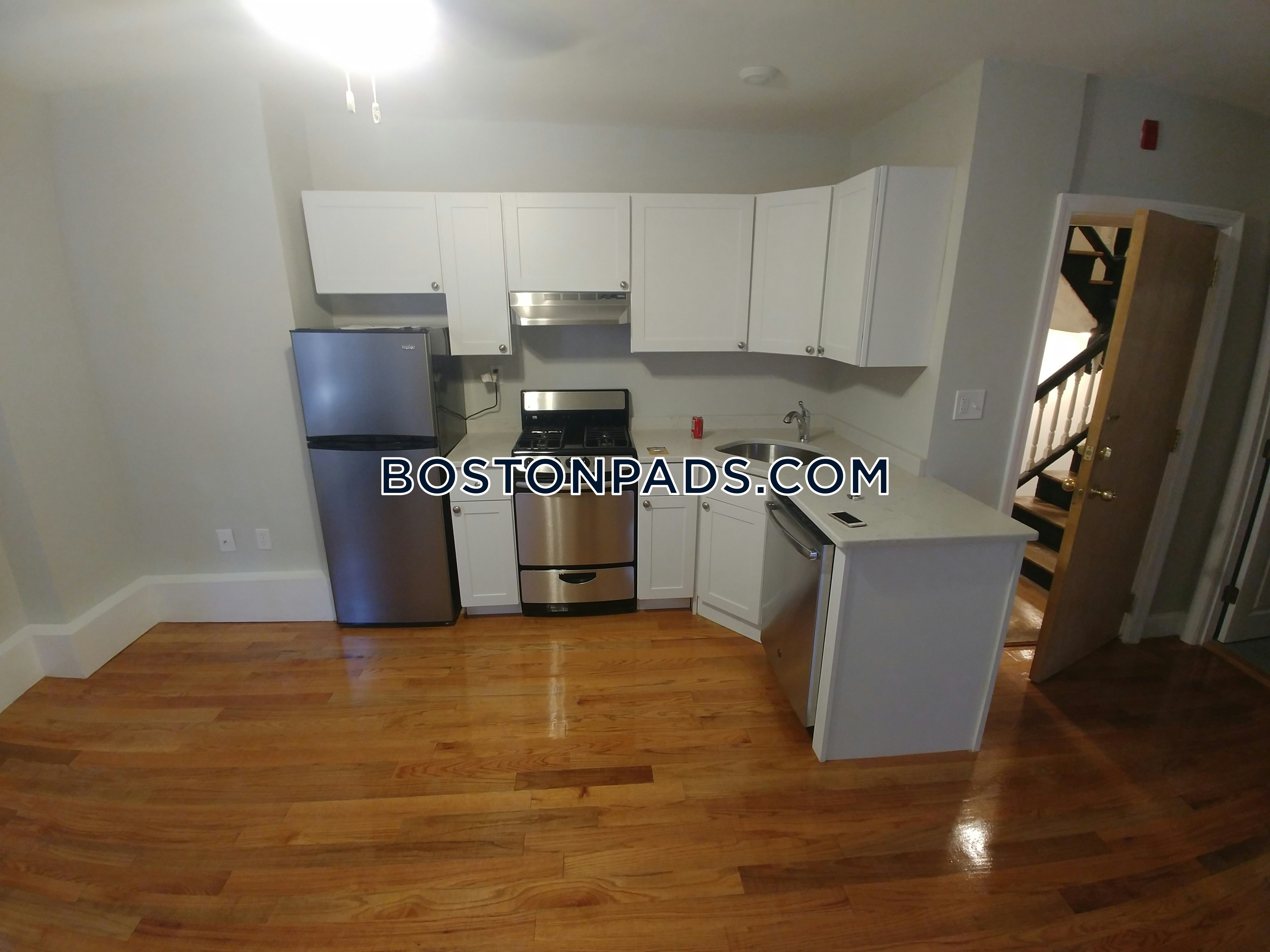North End, Boston, MA - 2 Beds, 1 Bath - $3,900 - ID#4007642