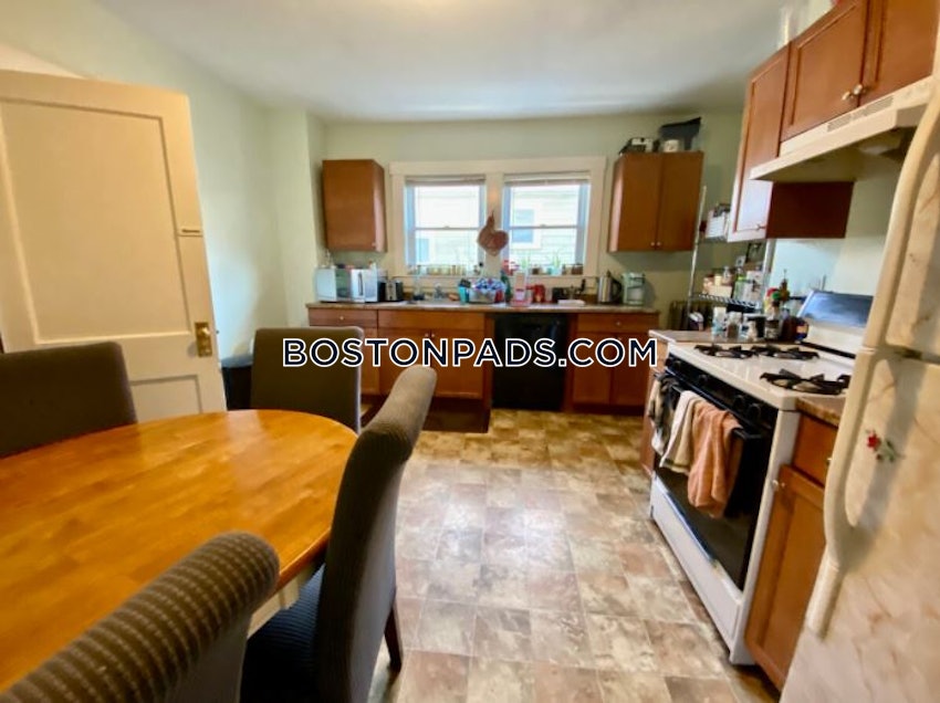 BOSTON - MISSION HILL - 4 Beds, 1 Bath - Image 1