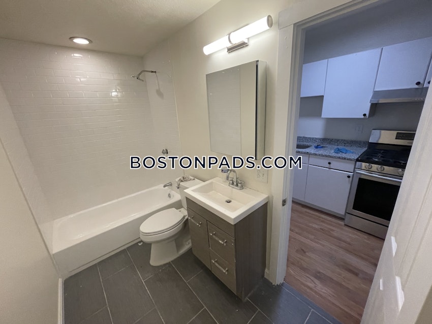 BOSTON - SOUTH BOSTON - EAST SIDE - 3 Beds, 1 Bath - Image 40
