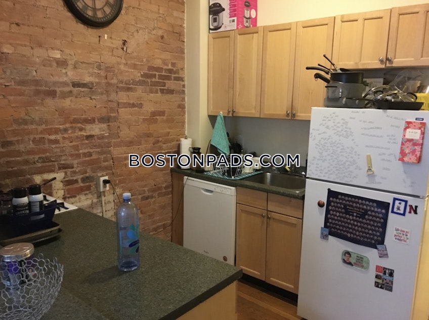 Boston - $4,400+ /month