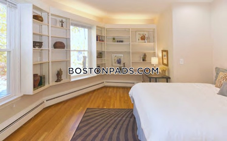 Memorial Dr., Cambridge