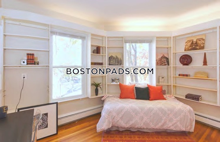 Memorial Dr., Cambridge