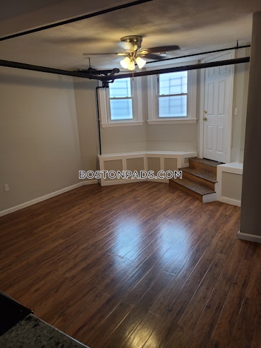 Boston - 4 Beds, 2 Baths