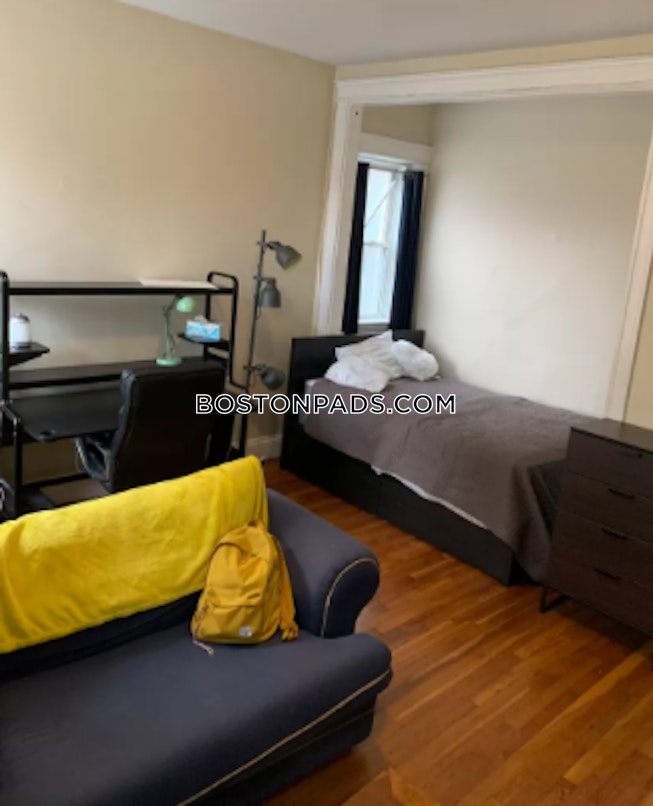 Boston - $2,500+ /mo
