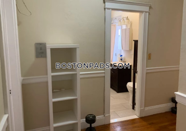 Boston - $2,500+ /mo