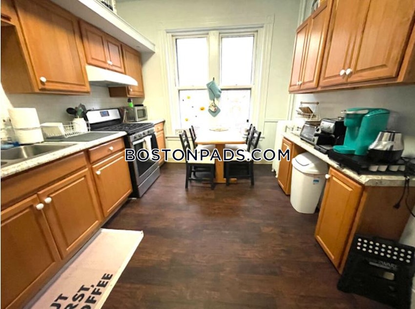 BOSTON - NORTHEASTERN/SYMPHONY - 4 Beds, 1 Bath - Image 16