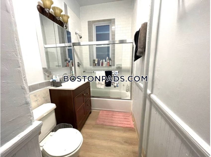 BOSTON - NORTHEASTERN/SYMPHONY - 4 Beds, 1 Bath - Image 11