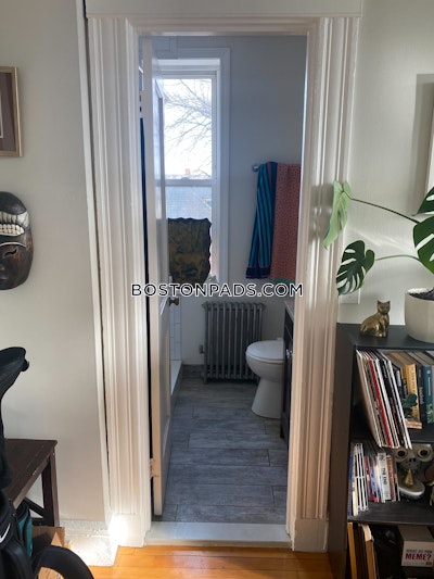 Allston 1 Bed 1 Bath Boston - $2,700 No Fee