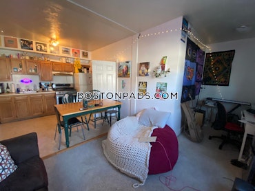 Boston - 3 Beds, 1 Baths