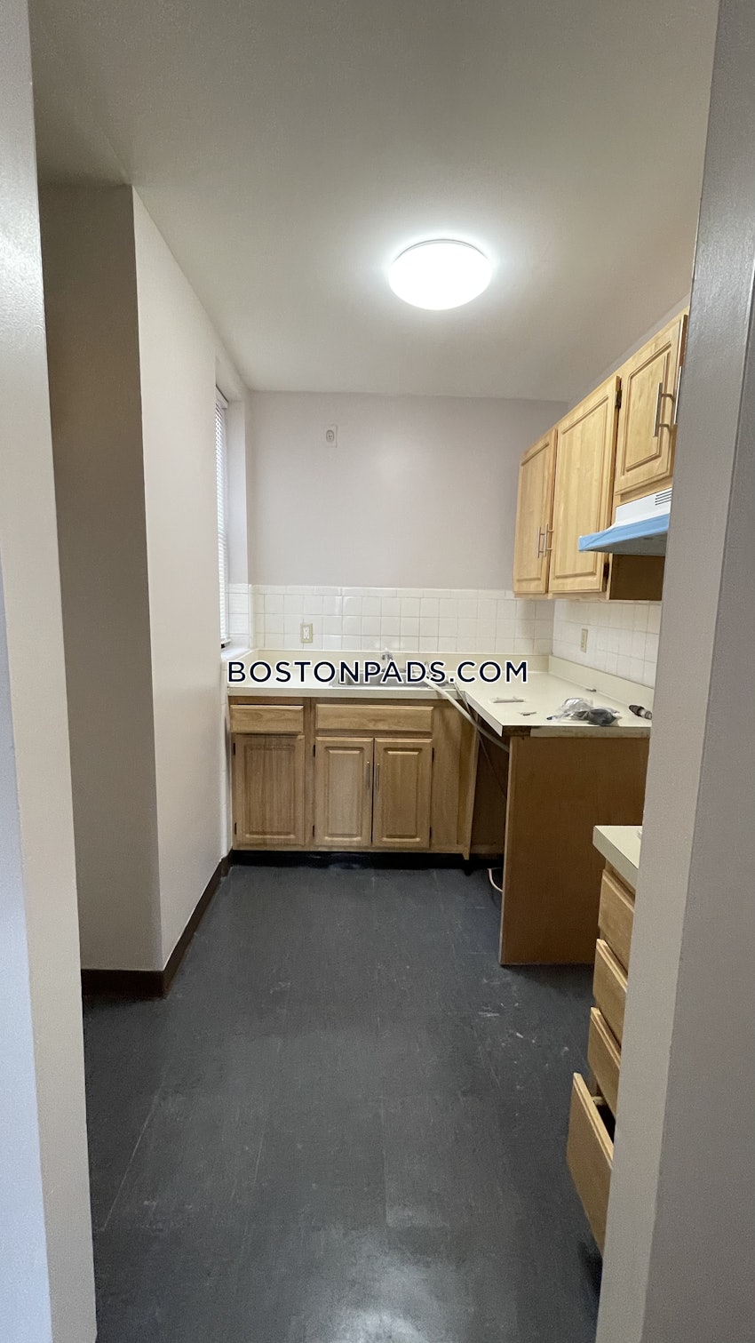 BOSTON - DORCHESTER - GROVE HALL - 1 Bed, 1 Bath - Image 4