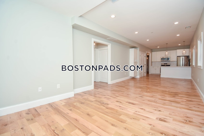 BOSTON - EAST BOSTON - ORIENT HEIGHTS - 5 Beds, 3 Baths - Image 5