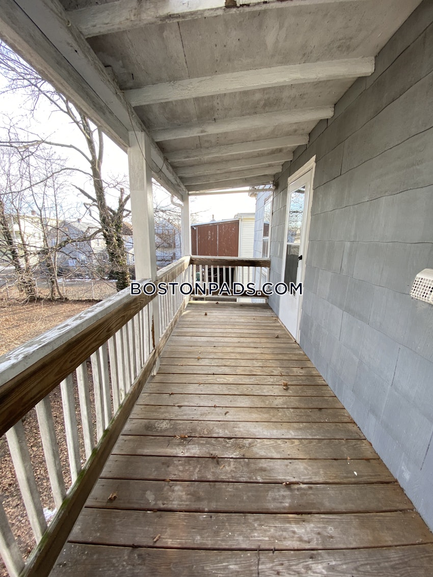 MEDFORD - WELLINGTON - 2 Beds, 1 Bath - Image 9