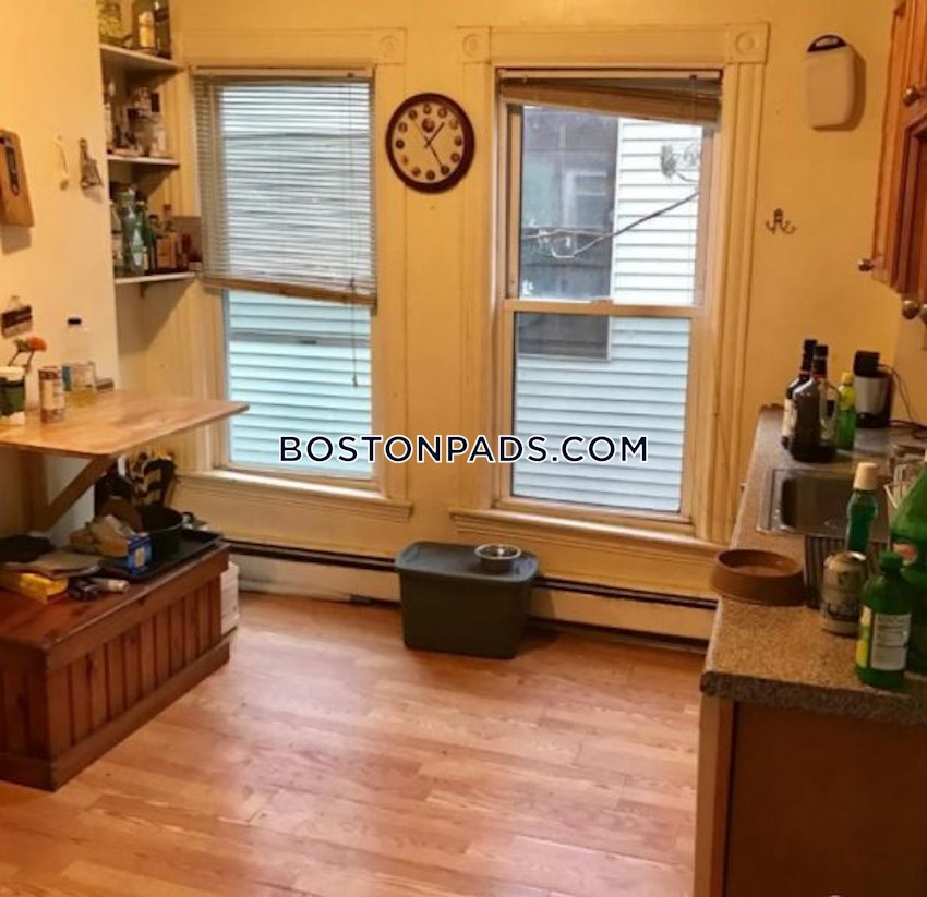 BOSTON - LOWER ALLSTON - 7 Beds, 2.5 Baths - Image 3