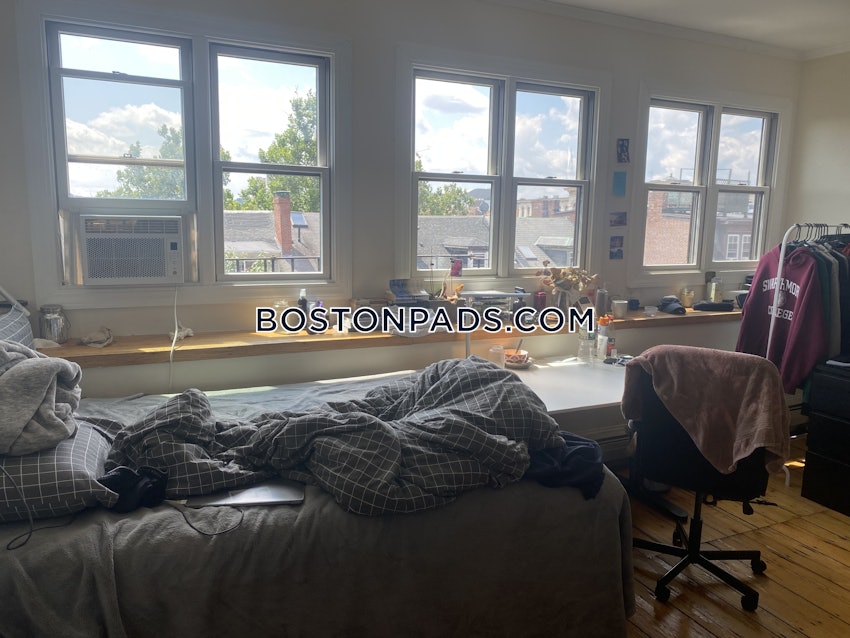 BOSTON - SOUTH END - 3 Beds, 1 Bath - Image 4