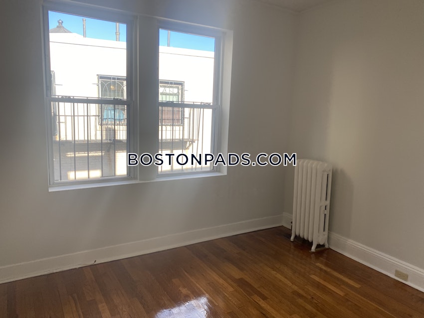 BOSTON - MISSION HILL - 1 Bed, 1 Bath - Image 4