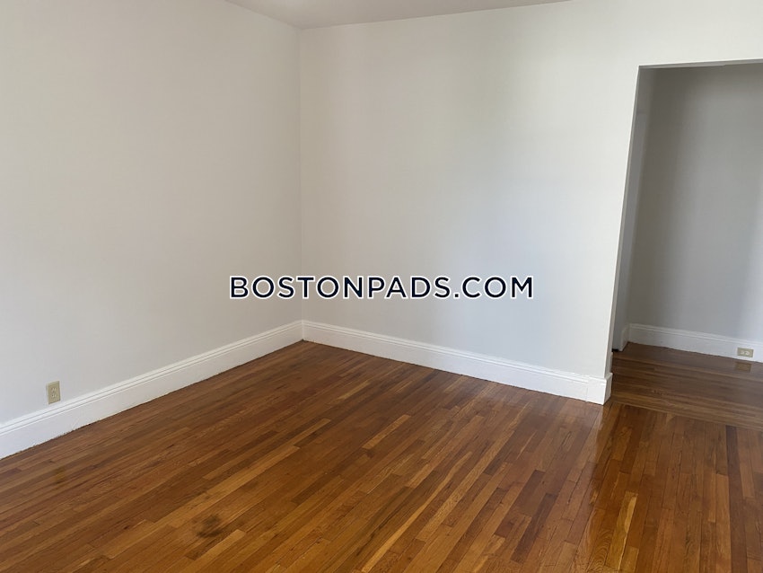 BOSTON - MISSION HILL - 1 Bed, 1 Bath - Image 3