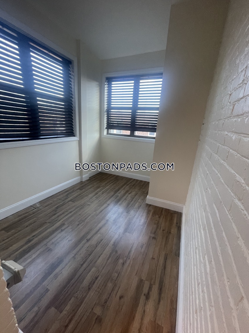 Brookline - $4,950+ /month