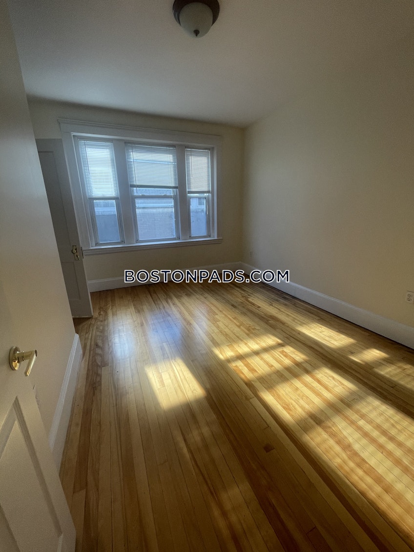 Brookline - $4,950+ /month