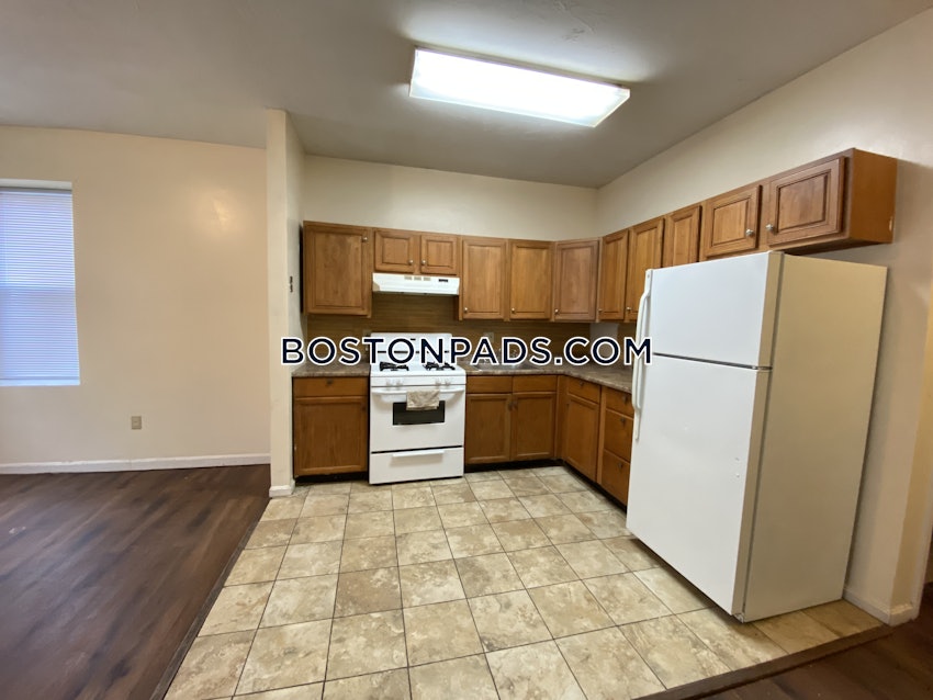 BOSTON - ROXBURY - 4 Beds, 1.5 Baths - Image 1