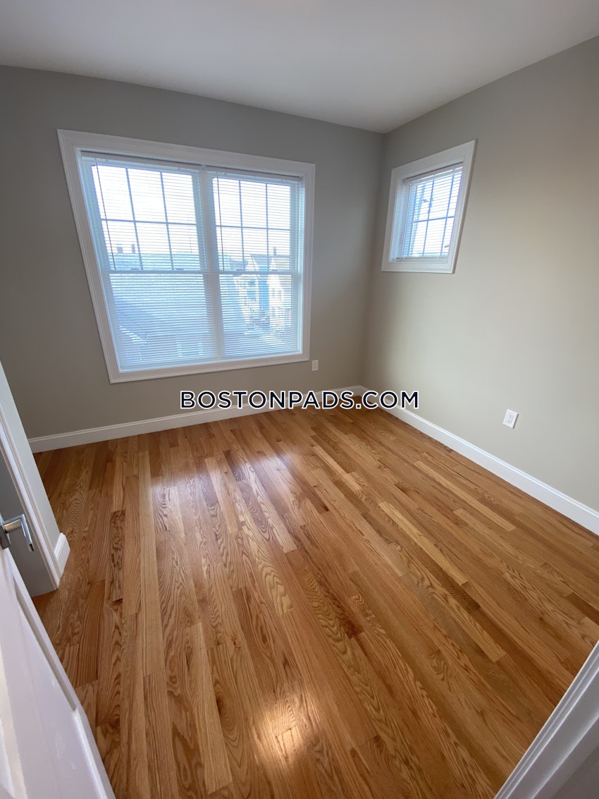 EVERETT - 2 Beds, 1.5 Baths - Image 6