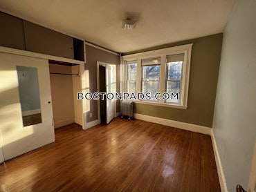 Boston - 3 Beds, 1 Baths