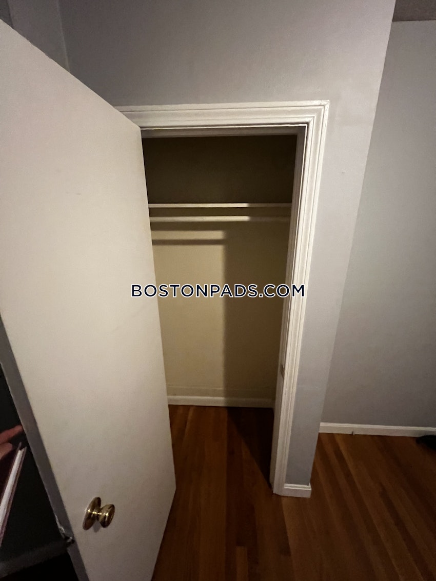 BOSTON - EAST BOSTON - EAGLE HILL - 3 Beds, 1 Bath - Image 15