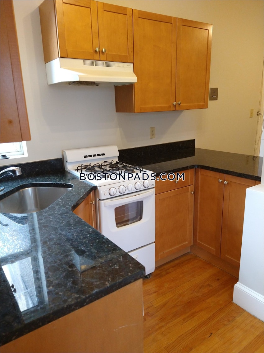 BOSTON - ALLSTON - 2 Beds, 1 Bath - Image 4