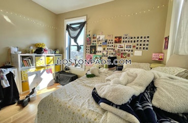 Boston - 4 Beds, 2 Baths