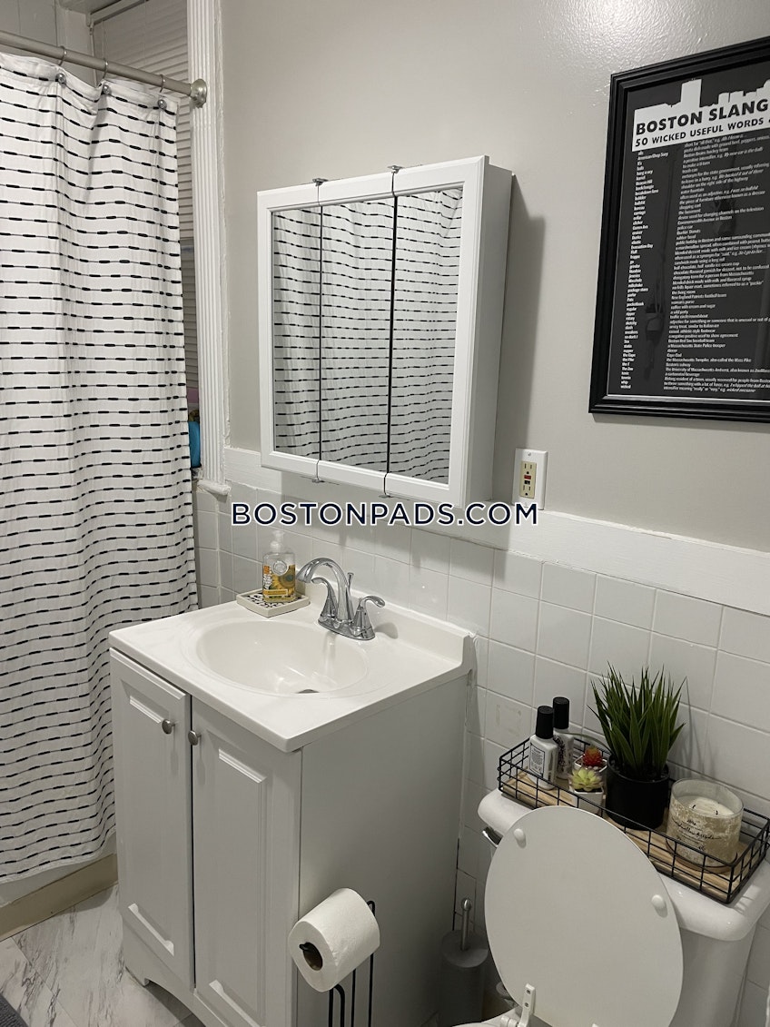 Boston - $4,200+ /month