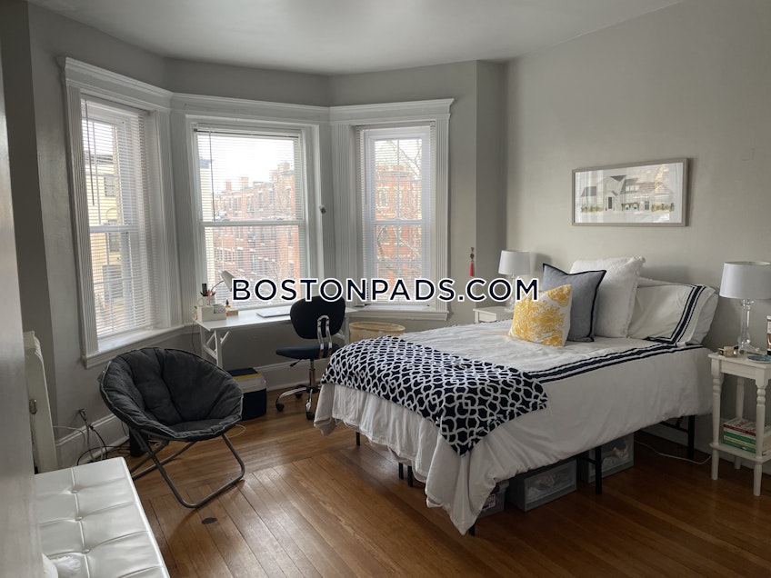 Boston - $4,200+ /month