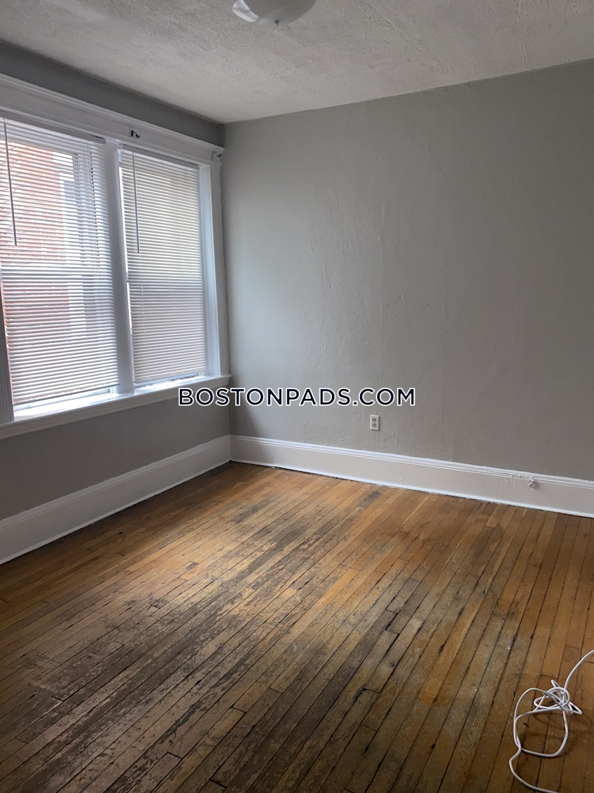 Boston - $4,100+ /month